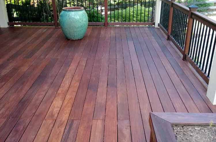 Proper Deck Services to Make Your Deck Last Longer and Look Better